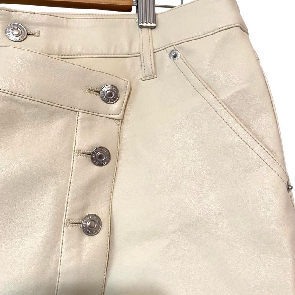 Free People We The Free Wynn’s Vegan Faux Leather Bone Cream Mini Skirt size 31 - Picture 6 of 11